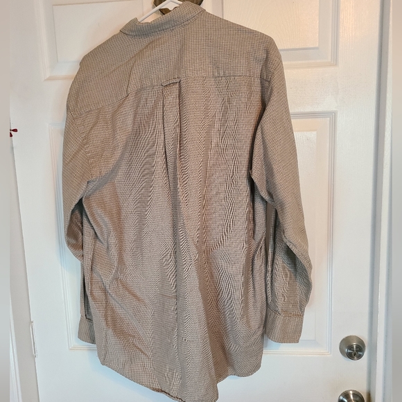 (655) Nautica Men's Long Sleeve Dress Shirt, Size: Medium Color: Tan/Black - Picture 10 of 12